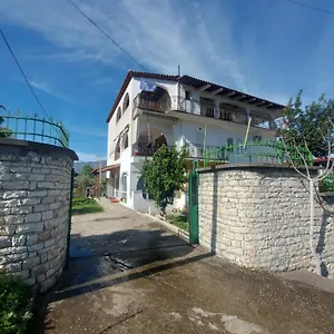 Maison d'hôtes Irvin, Berat